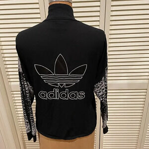 ADIDAS Women's ZIP UP TOP NWOT Size S